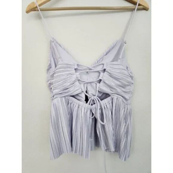 ASTR the Label Lilac Pleated Twist Front Crop Top | Size S - Picture 4 of 6